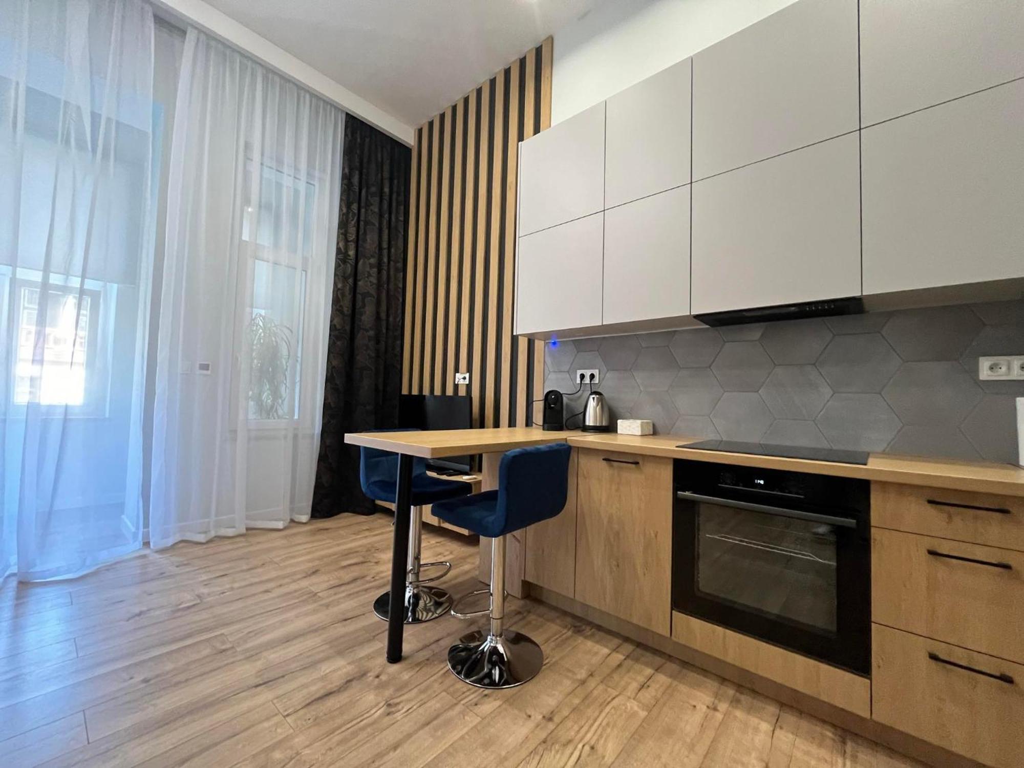 Golden Premium Apartment Slowackiego, Centrum, Parking 凯尔采 外观 照片